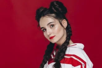 Анна Трінчер