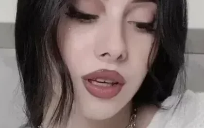 Еліс Стоун