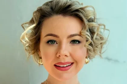 Олена Курбанова