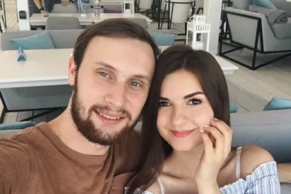 Олена Венум