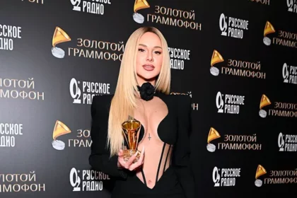 Анна Асті