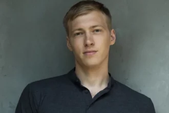 Ненсі Ейс