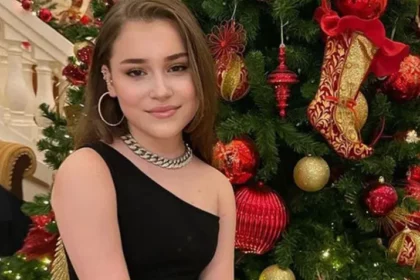 Мікелла Абрамова