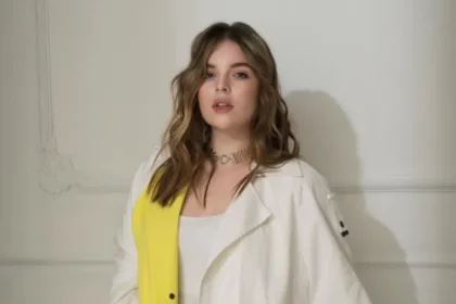 Еліна Іващенко