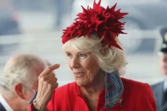 Королева Камілла