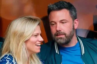 Ліндсі Енн Шукус