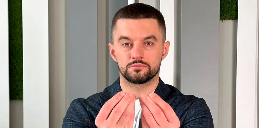 Максим Леонов
