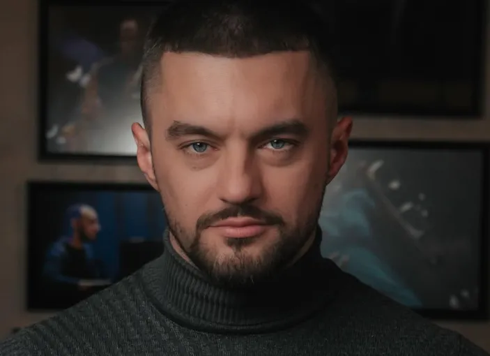 Максим Леонов