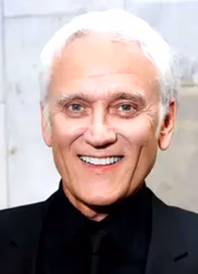 Александр Маршал