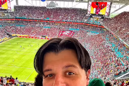 Богдан Шинкарьов