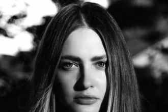 Аріна Любітєлєва