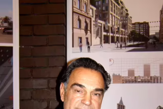 Михайло Мельник