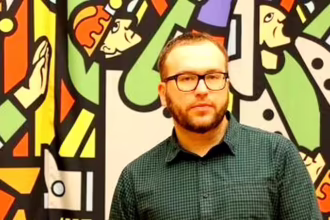 Роман Мінін