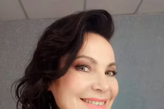 Анжела Липська
