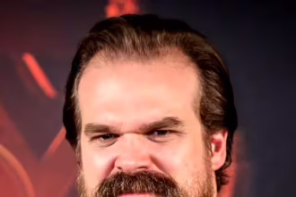 Девід Гарбор