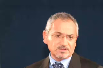 Савік Шустер