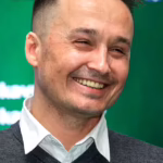 Денис Манжосов