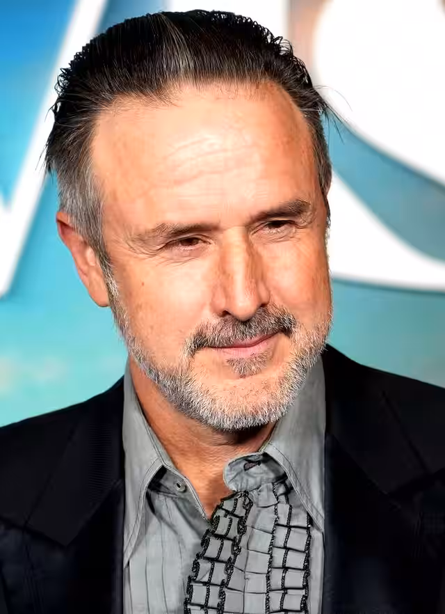 Девід Джеймс Аркетт