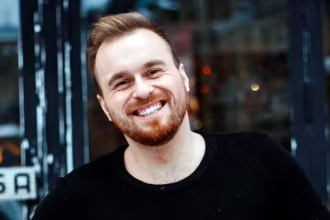 Джулія Фокс