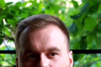 Макс Назаров