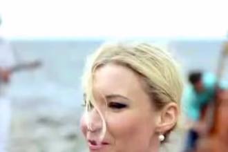 Олена Грозовська