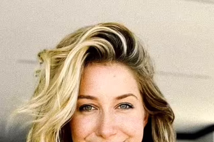 Стася Ровінська: