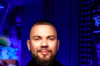 Laud - Владислав Каращук