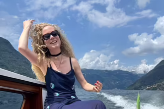 Анна Октябрь