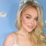 Аліна Гросу з новонародженим первістком у пологовому будинку