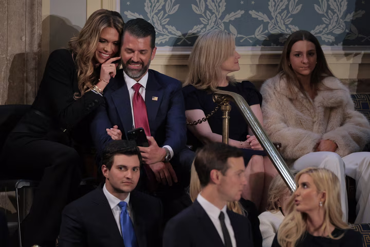 Дональд Трамп-молодший робить селфі з Беттіною Андерсон у Вашингтоні