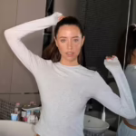 Співачка Надя Дорофєєва святкує день народження у зухвалому образі