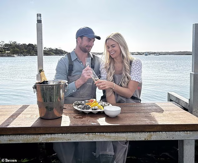 Романтичний момент Томаса та Кларетт у фіналі шоу