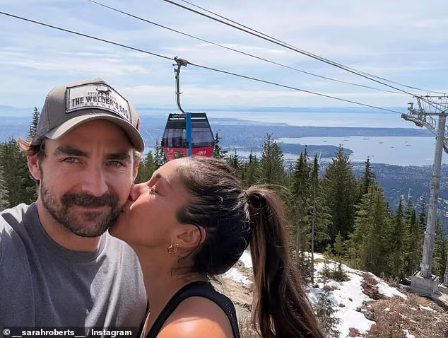 Сара Робертс та її новий хлопець Джейк Лесу