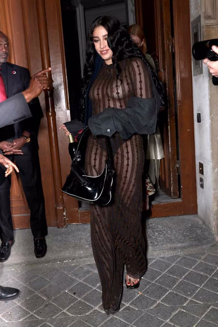 Донька Мадонни Лурдес Леон демонструє фігуру в прозорій сукні