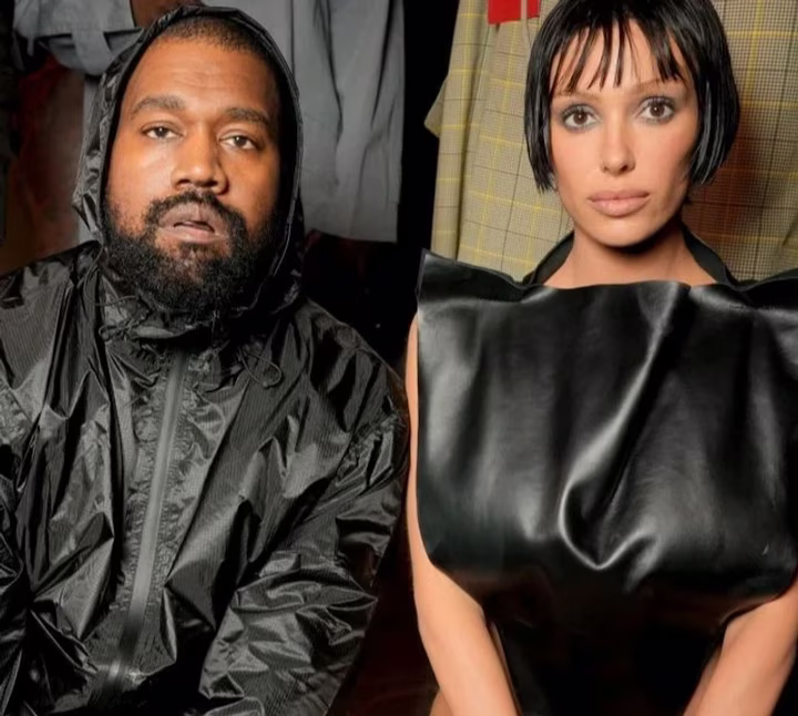 Б'янка Сенсорі оголила груди на ринку Майорки викликавши скандал