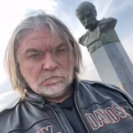 Олесь Санін