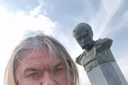 Олесь Санін