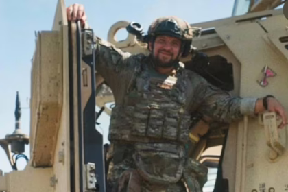 Гуморист Данило Білий у військовій формі ЗСУ