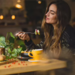 Важливі нутрієнти для жінок після 40: де їх шукати