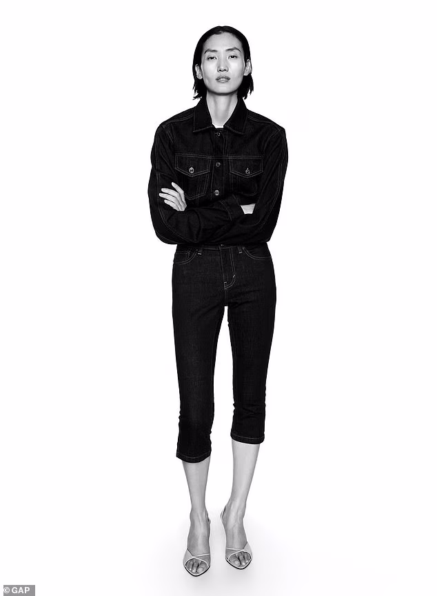 Victoria Beckham колекція з GAP мінімалізм