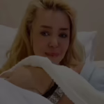 Аліна Гросу з новонародженим сином під час пологів в Україні