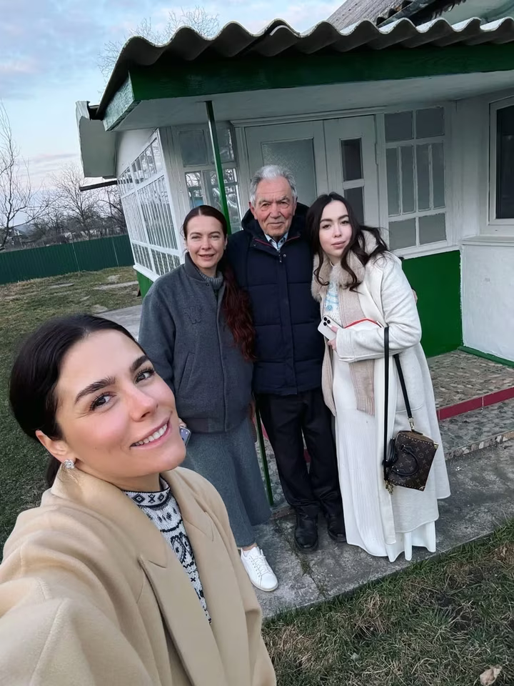 Іванна Онуфрійчук кадри з рідними сестрами
